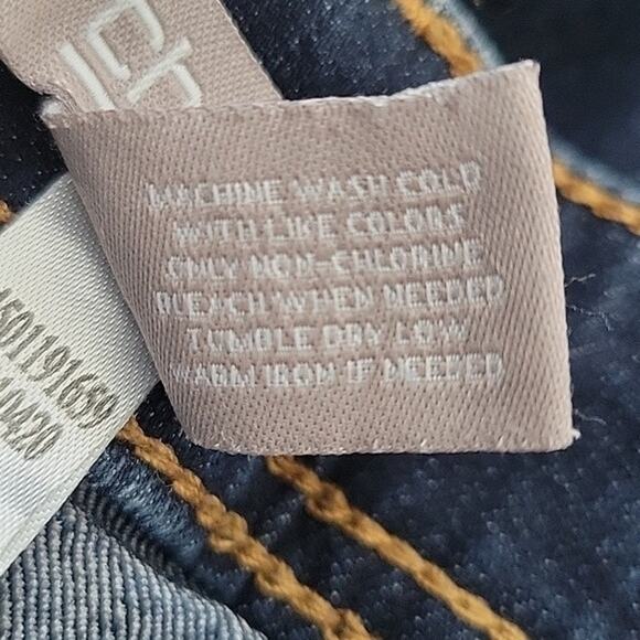 Chico's Dark Wash Crop Denim Jeans Size 4 - Picture 6 of 6
